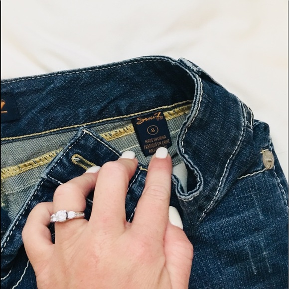 Seven7 dark jean shorts - Picture 4 of 4